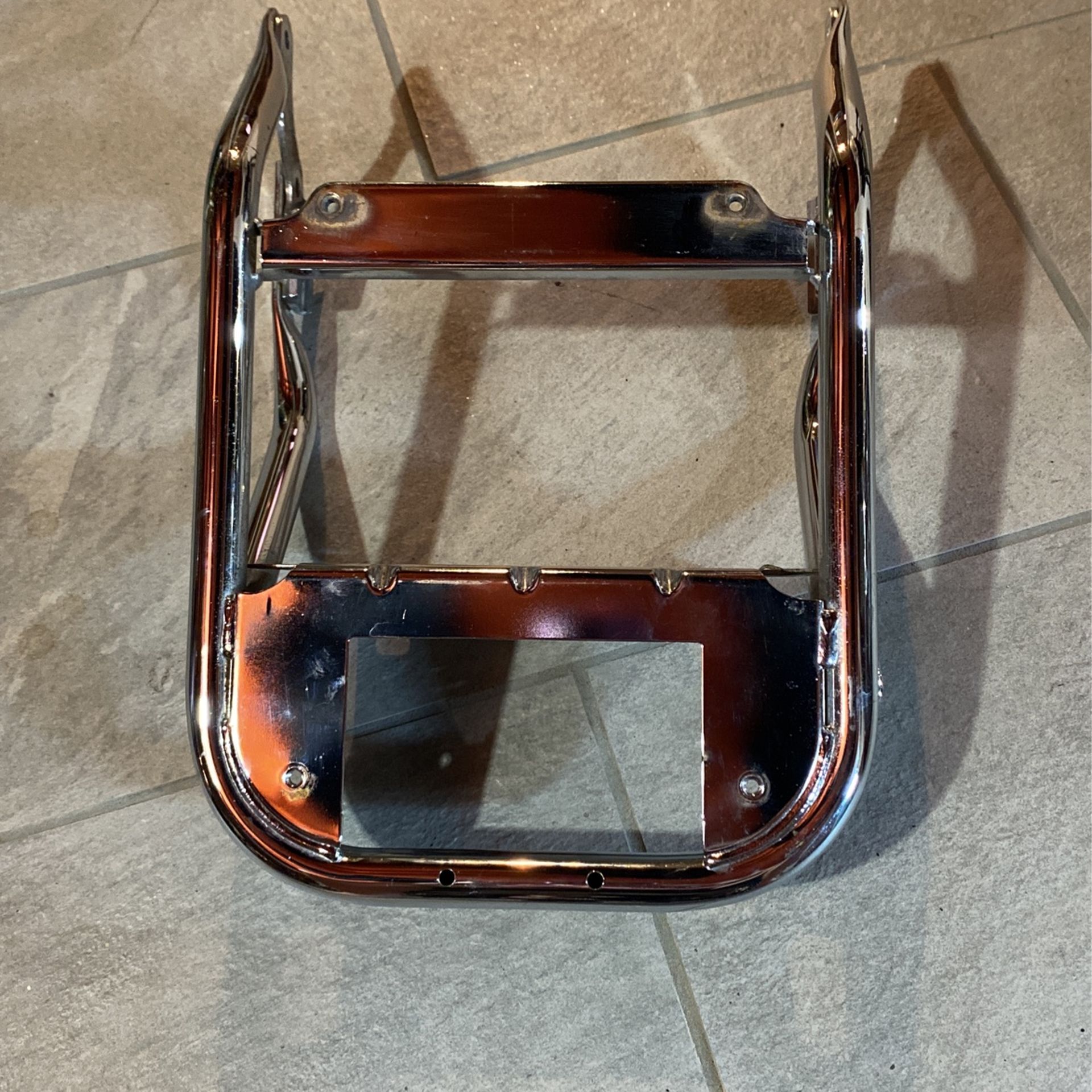 Stock Tour Pack, Mounting Rack