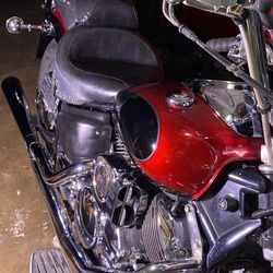 2001 Yamaha Vstar 1100