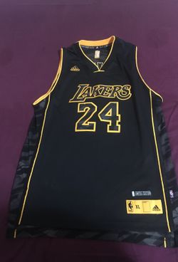 LAKERS JERSEY $70 original jersey