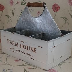 Farmhouse Caddy 