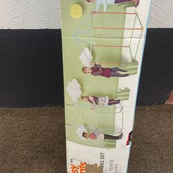 Build And Play