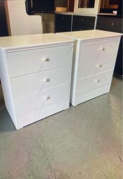 2 drawer nightstand white