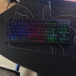 Black Gaming Keyboard 100% 