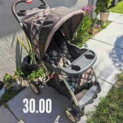 Stroller 