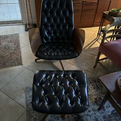 Mr Chair 