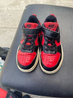 Tenis Nike size 11C  ninos