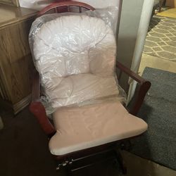Rocking Chair 