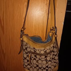 COACH SIGNATURE SLIM DUFFEL 