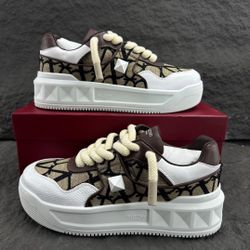 Valentino Women’s Sneaker With Box 2026 New