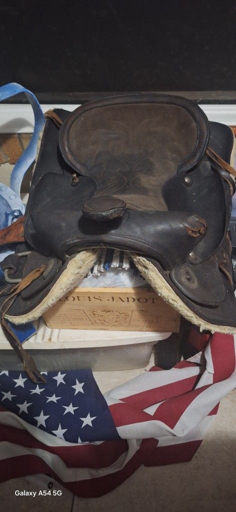 Western Saddle