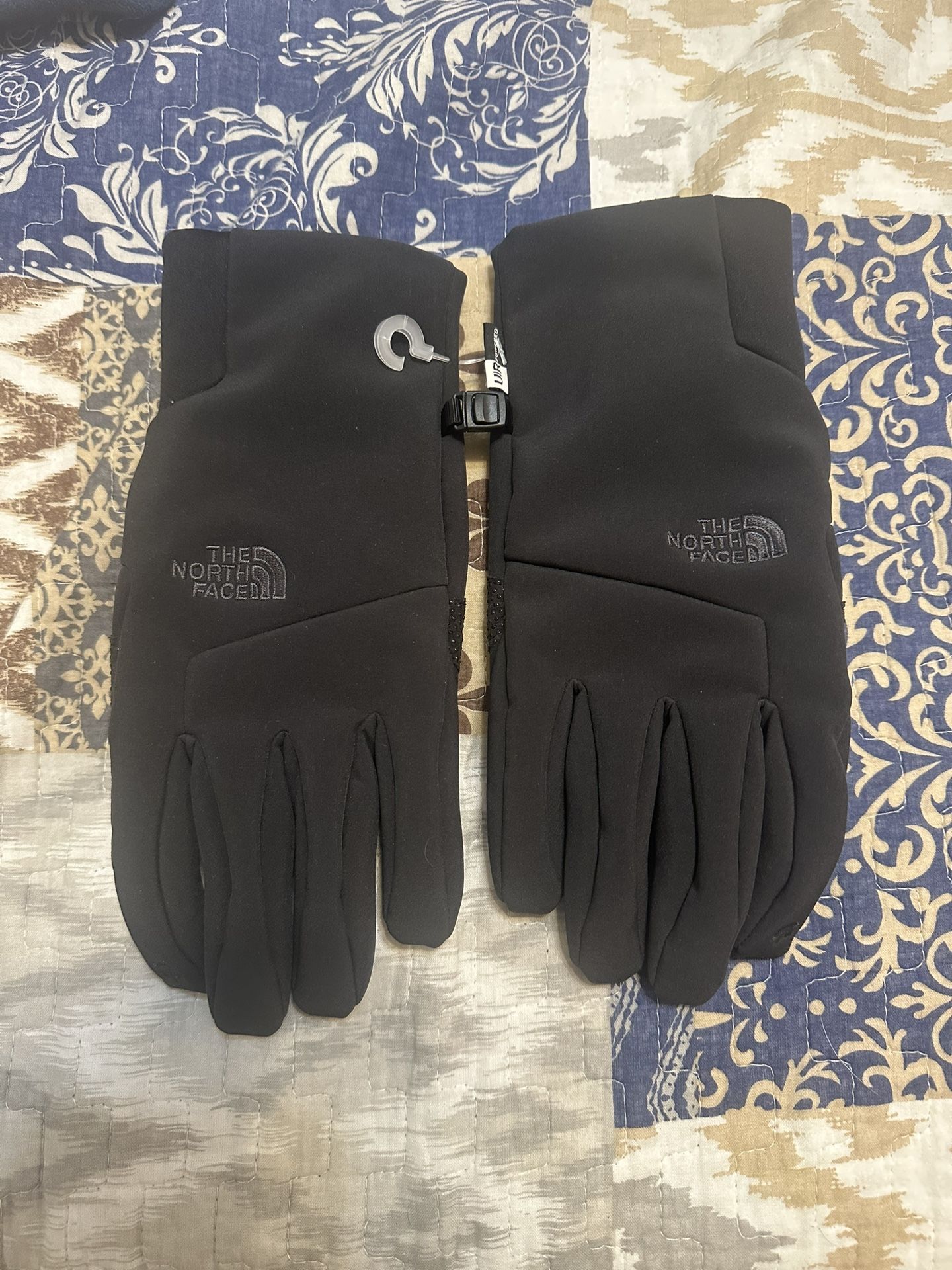 The North Face Apex Heated Glove