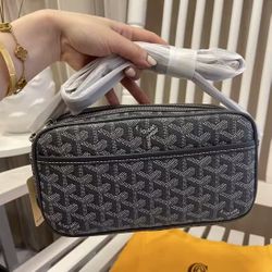Old flower full print inner and outer compartments canvas patchwork leather messenger bag camera bag shoulder crossbody bag small size unisex couple s