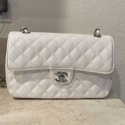 Chanel Bag for Sale in Pembroke Pines, FL - OfferUp
