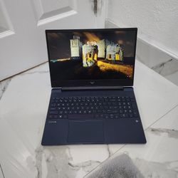 Gaming Laptop 