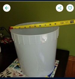 2.5 Gallon Food-Grade Plastic Container