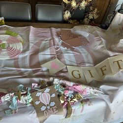 Backdrop, highchair banner, picture month banner, hot air balloon deco, gift banner