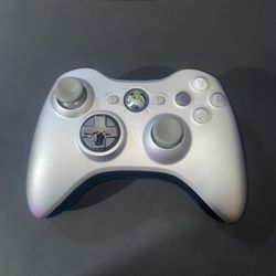 Microsoft Xbox 360 Special Edition Wireless Controller Silver 