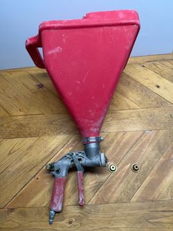 Hopper Texture Sprayer and Taper Banjo
