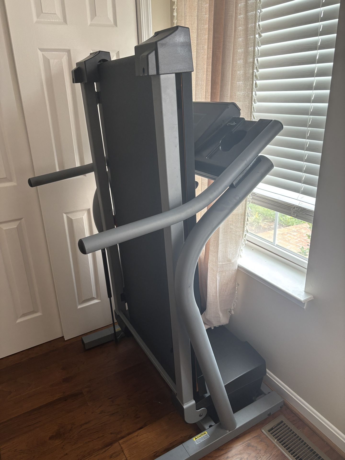 NordicTrack EXP 1000XI Treadmill $75 OBO local pickup only
