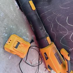 Cordless Leaf Blower