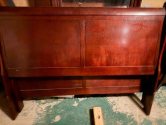 Queen size bed with dresser, mirror and mattress