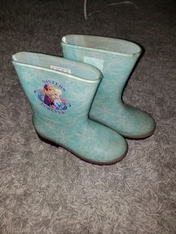 Rain boot