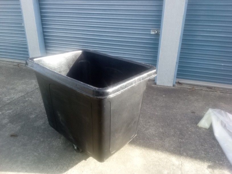 Big Tub With Wheels