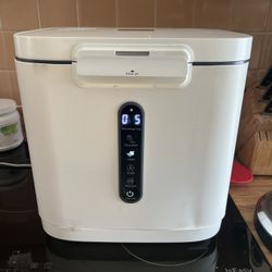 Electric Kitchen Composter, 4L Large Capacity Smart Indoor Compost Bin with Timer Display, 2 Detachable Carbon Filter, Compost Machine Odorless for Co