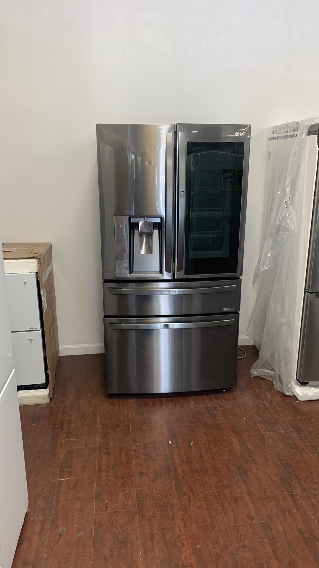 LG Fridge Open Box Scratch & Dent LMXC23796D