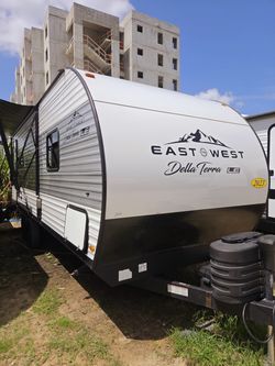2023 East to West Della Terra LE Travel Trailer