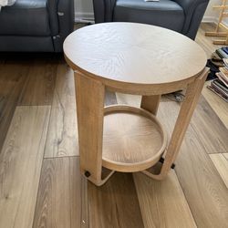 round end table in brand new condition .