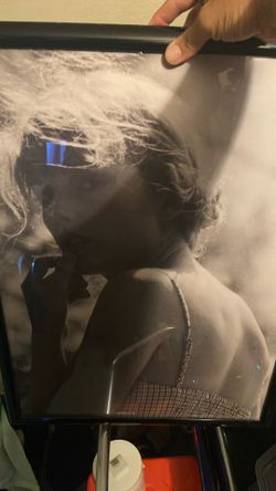 Taylor Swift Lithograph and Posters