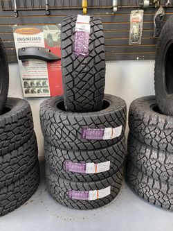 33x12.5020 PREDATOR TIRES