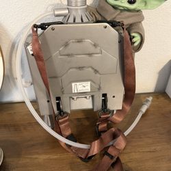 Disneyland Mandalorian and Grogu Sipper