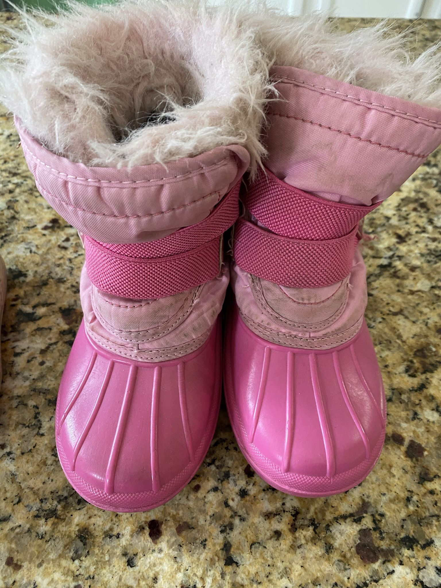 Size 9/10 Little Kids-Pink Winter Boots
