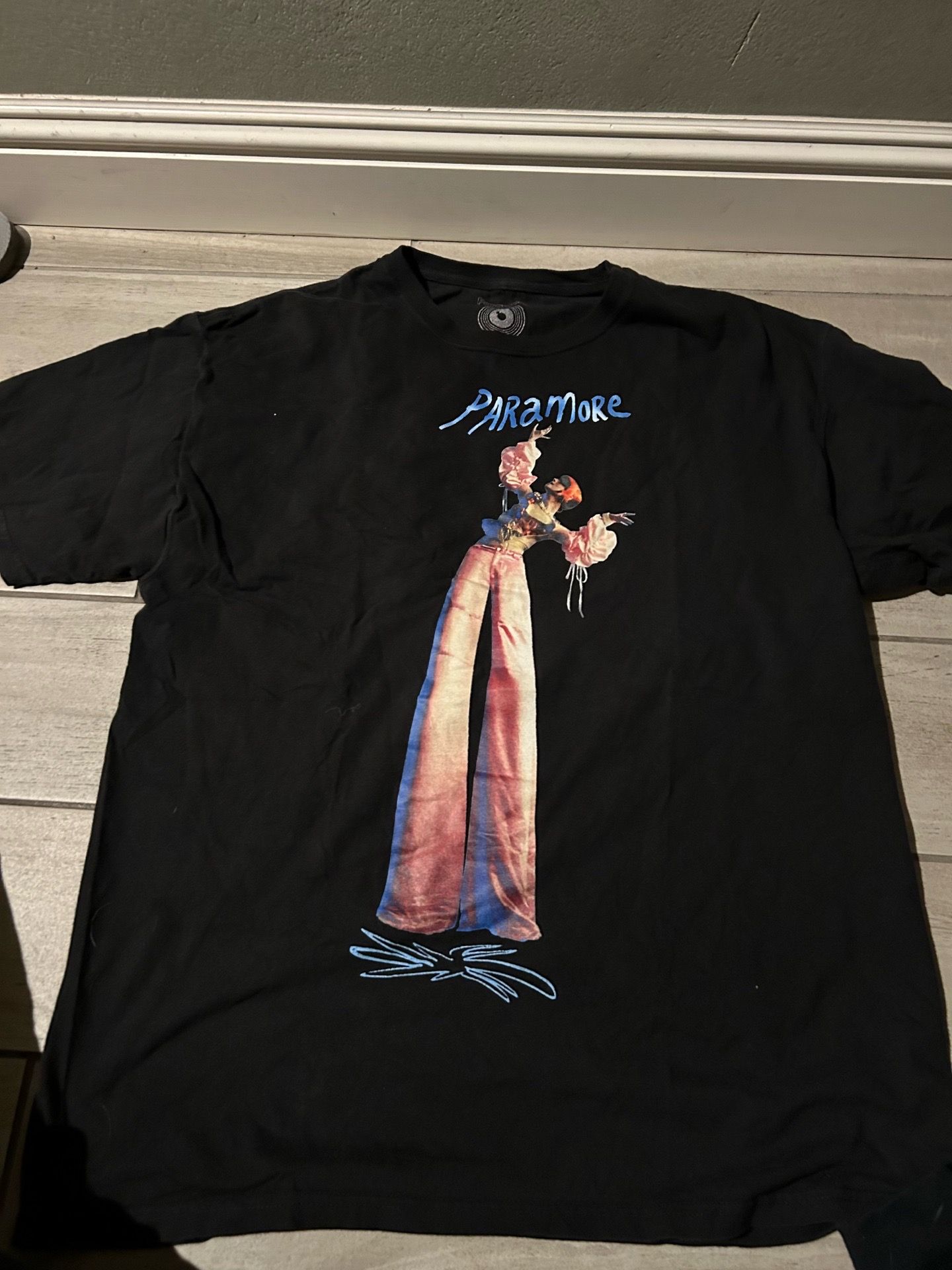 Paramore Tour “Stilts” 2023 Tour T-shirt Official Merch size large as is