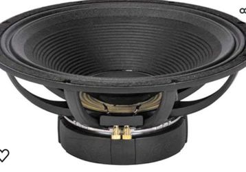18inch PEAVY- BLACK WIDOW SUBWOOFERS