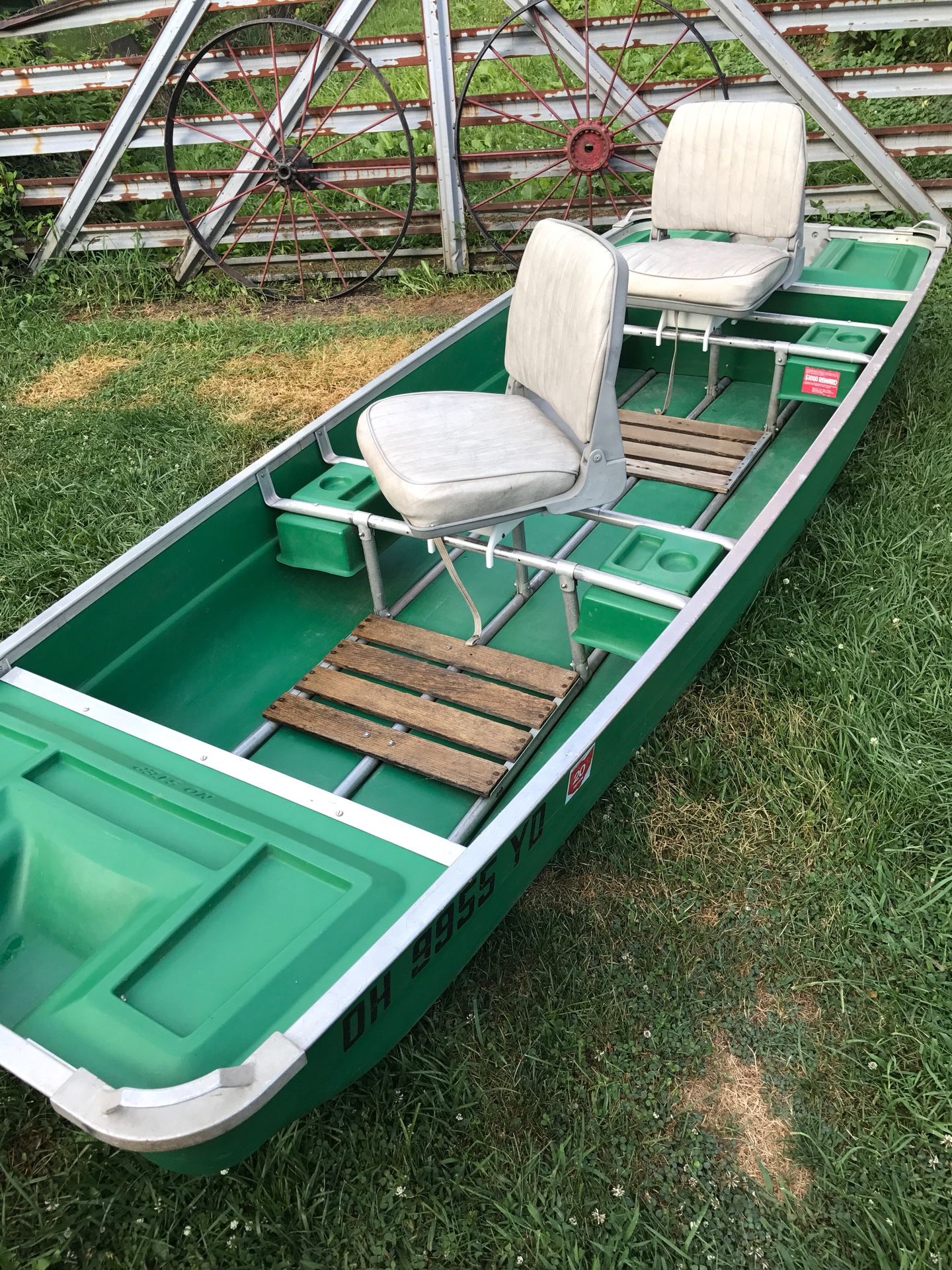 Coleman Crawdad 11ft fishing boat