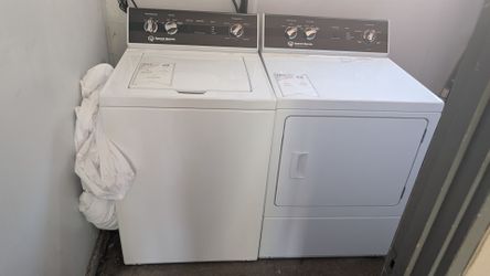 Speed queen washer and dryer set