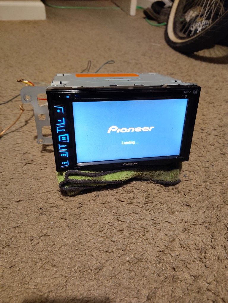 Pioneer Stereo Touchscreen 