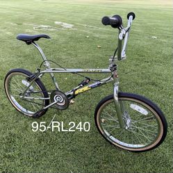 Redline Freestyle Rl240 Old School Mid School Complete Bike Araya Wheels
