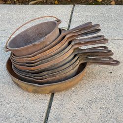Lot of Vintage Skillets Lodge Wagner Griswold 