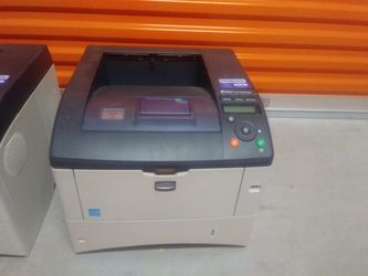 6 Kyocera Ecosys fs-3920dn great condition