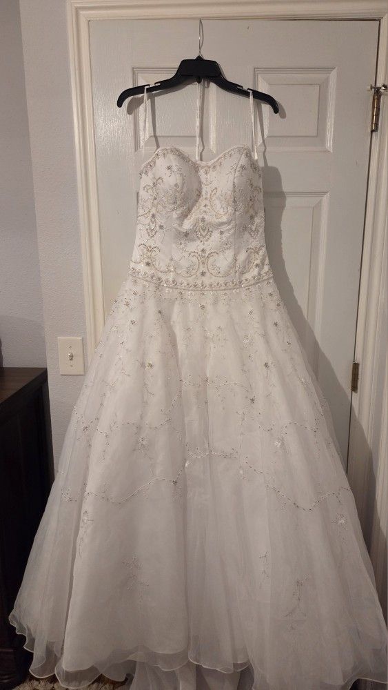 Unused Wedding Dress