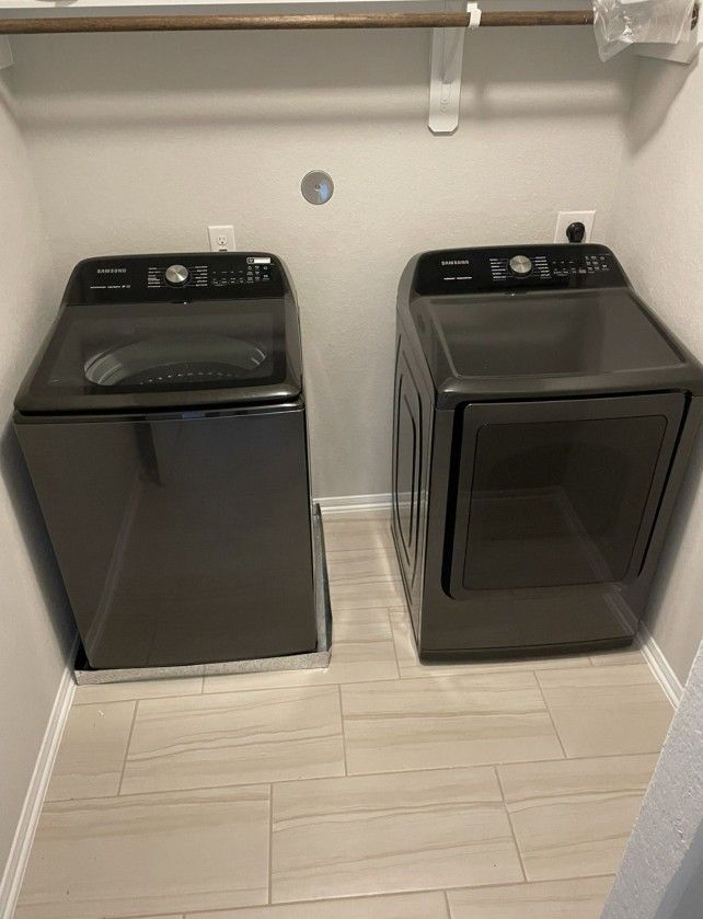 Washer & Dryer New Set