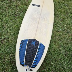 5'9" 7sevens Surfboard