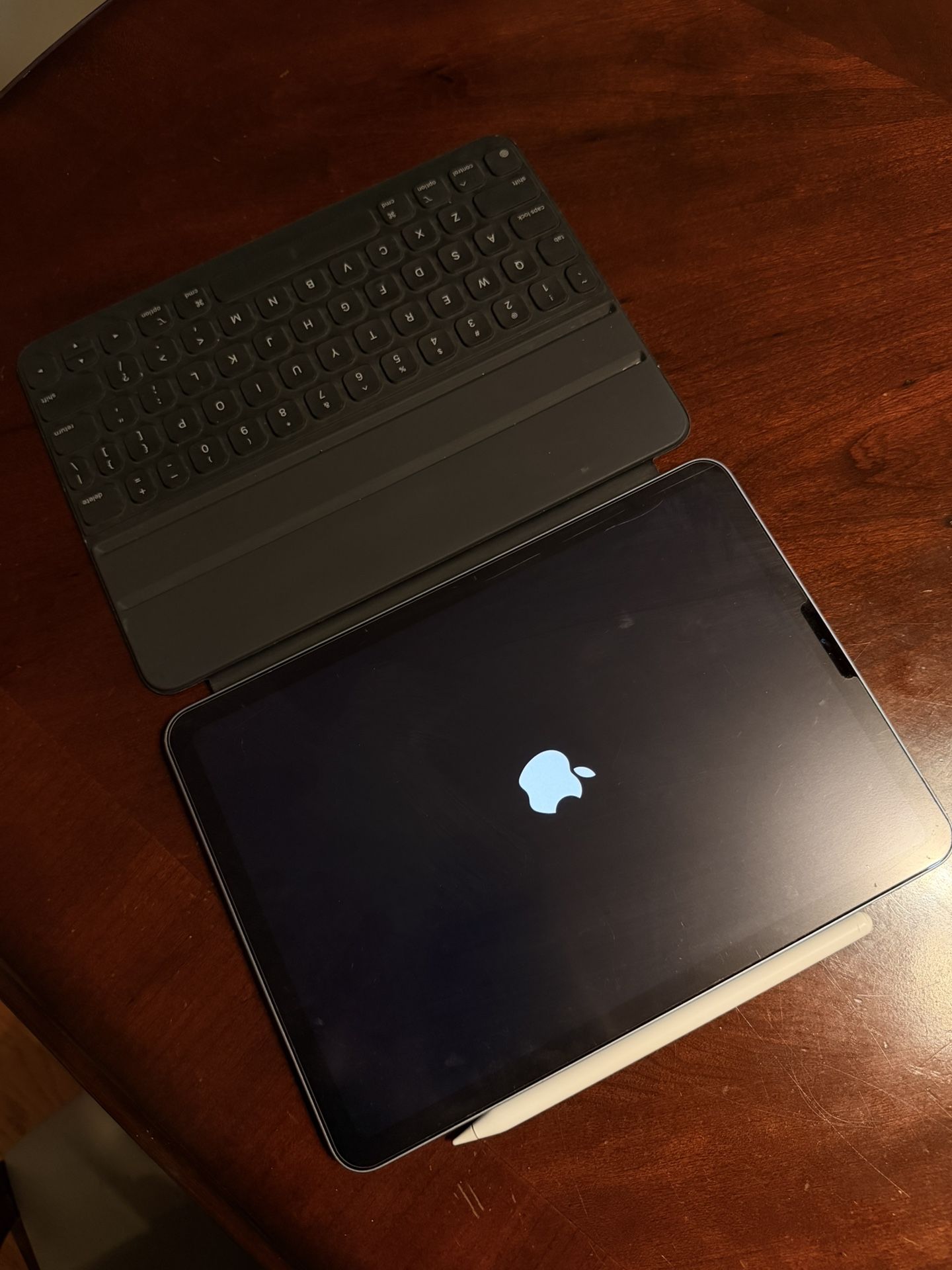 iPad Air With Magic Keyboard And Apple Pencil 