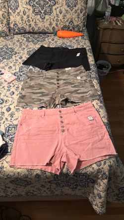Women’s. Shorts