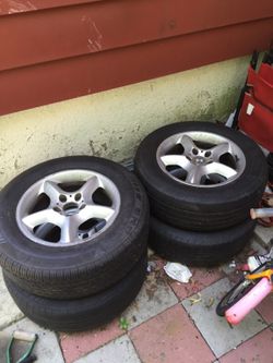 235/65/R17 FITS BMW X5 from 2001 to 2006