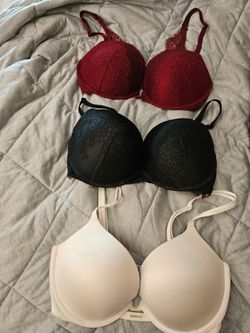 Victoria Secret Bras Size 32DD